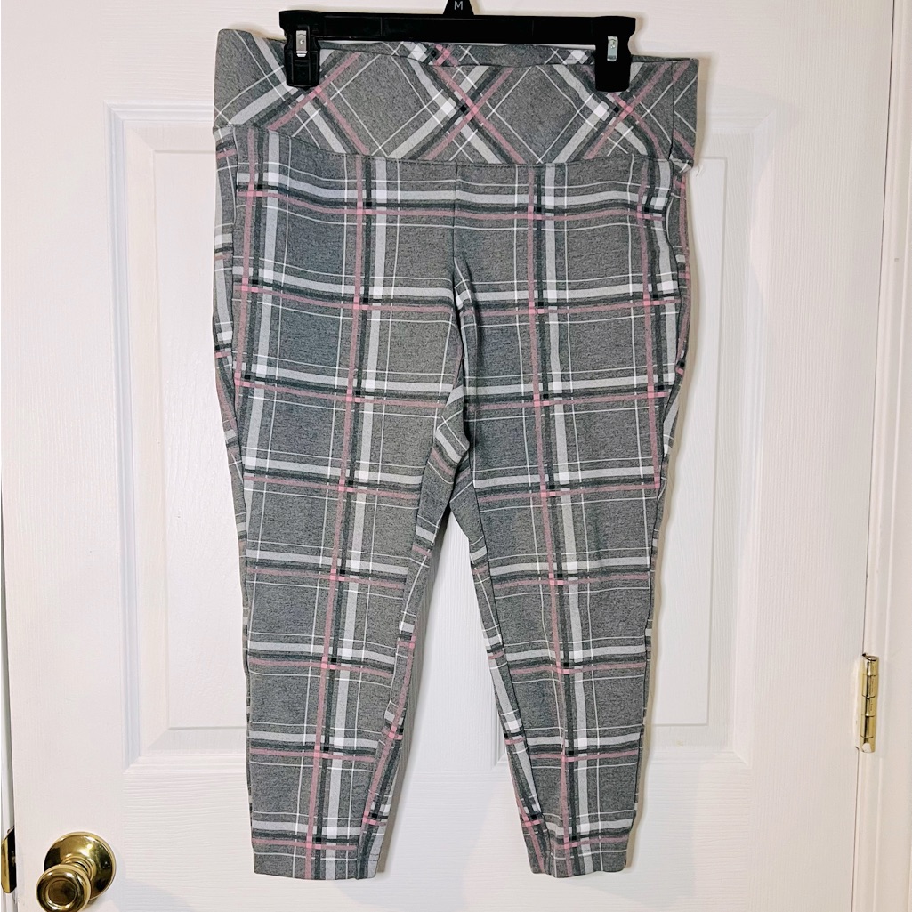 Torrid Pixie Pants Size 0